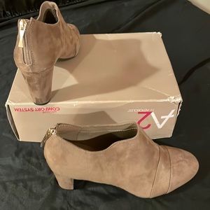 A2 by Aerosoles Sixth Avenue Women's Ankle Boots